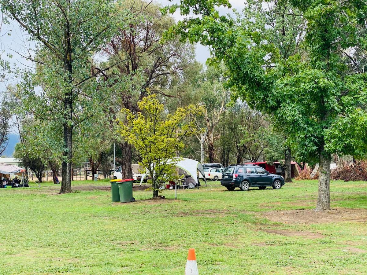 Corryong Caravan Park Formally Mt Mittamatite Caravan Park Ngoại thất bức ảnh